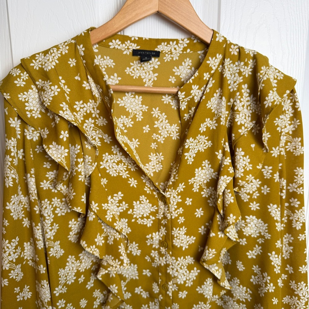Ann Taylor Women Blouse M Yellow Floral Tiered Ruffle Flowy Cottagecore Boho - Picture 2 of 8